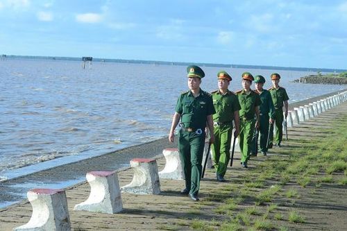 Những người giữ bình yên ở địa bàn cơ sở