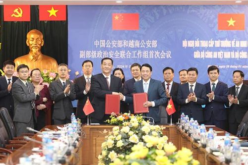 Bảo vệ an ninh quốc gia từ sớm, từ xa