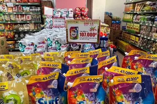 Siêu thị bùng nổ khuyến mại trong dịp lễ 30/4-1/5