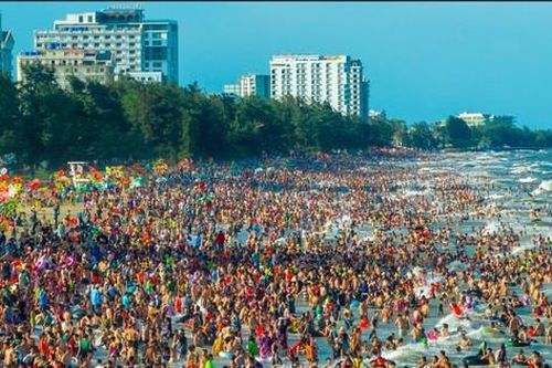Du lịch Sầm Sơn hấp dẫn bởi sự 'lột xác' của hạ tầng