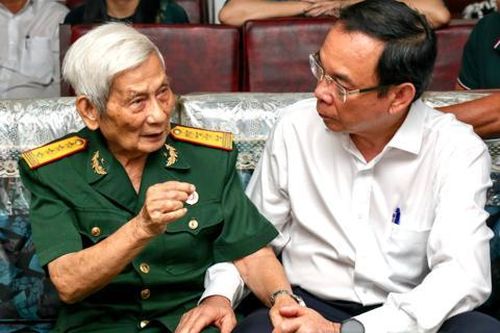 Đại tá Trần Đức Thơ và 'món nợ' các liệt sĩ Biệt động Sài Gòn