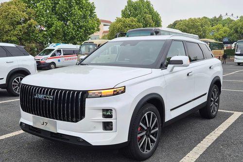 Cận cảnh Jaecoo J7 - đối thủ mới của Creta, Seltos và Xforce