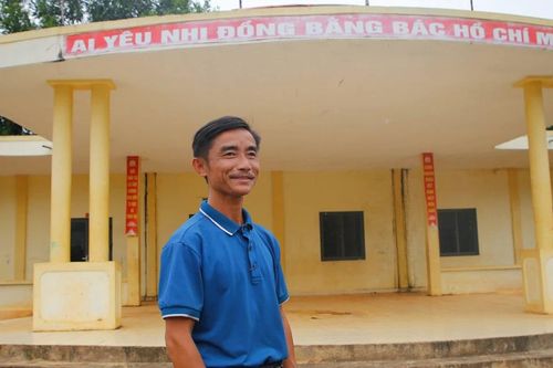 Bí thư chi bộ hiến đất 'trồng người'