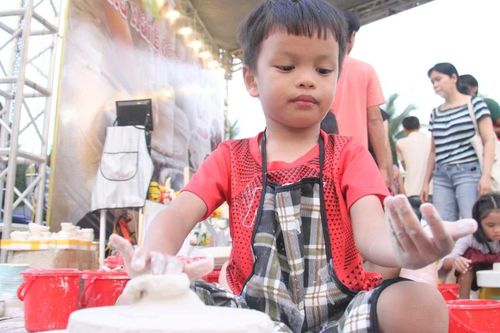 Đặc sắc hoạt động du lịch 'chạm' văn hóa vùng miền ở miền Trung