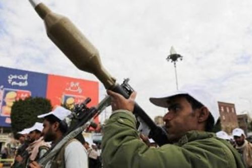 Houthi tấn công nhiều tàu ở Biển Đỏ và Ấn Độ Dương, Mỹ mở cuộc điều tra