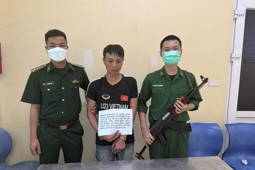 Đồn Biên phòng cửa khẩu cảng Hòn Gai bắt giữ đối tượng mua bán, tàng trữ trái phép chất ma túy