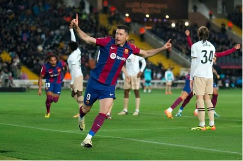 Lewandowski rực sáng, Barca đè bẹp Valencia ở vòng 33 La Liga 2023/24