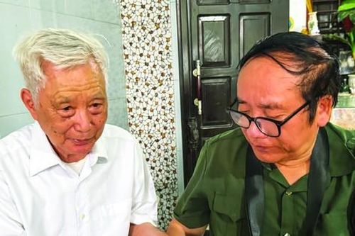 Trần Đăng Khoa đi tìm tri âm