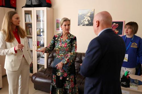 Thành viên đầu tiên của Hoàng gia Anh thăm Ukraine kể từ xung đột