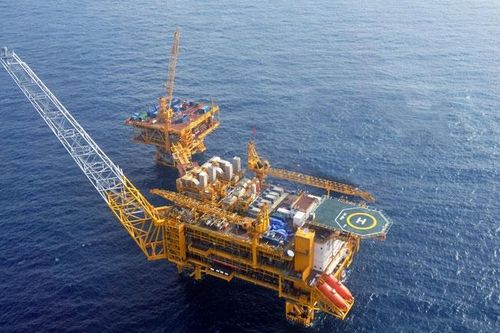 Giá dầu hôm nay (30/4): Dầu thô tiếp tục giảm