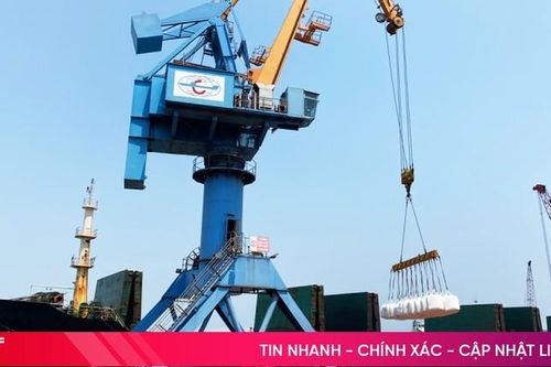 'Gác' lễ, lao động Khu kinh tế Vũng Áng hăng say sản xuất