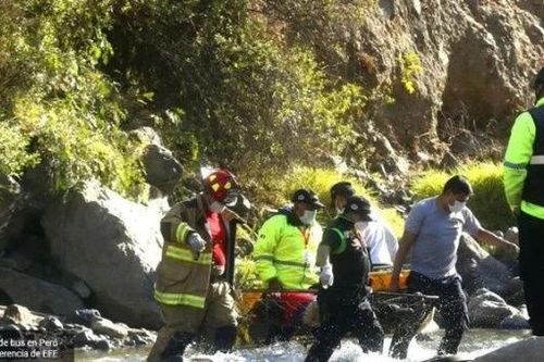 Peru: Xe buýt rơi xuống sông trong đêm khiến ít nhất 23 người thiệt mạng