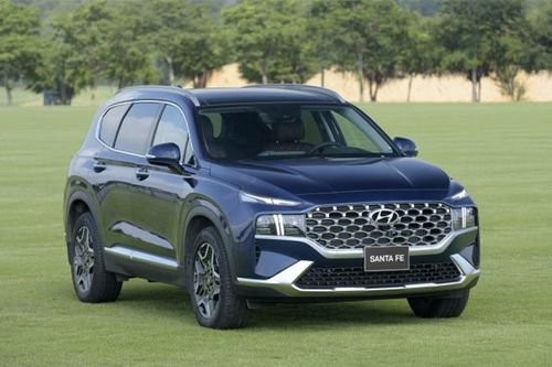 Lỗi camera lùi, hơn 20.000 ô tô Hyundai Santa Fe bị triệu hồi