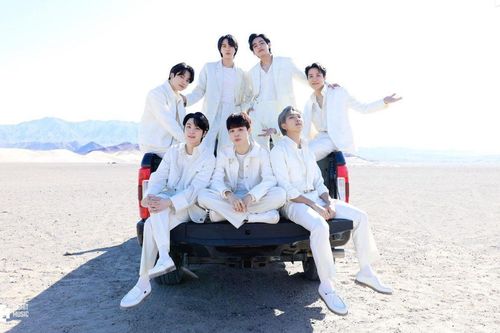 Thực hư chuyện BTS gian lận nhạc số?