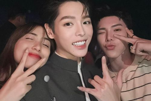 Đức Phúc kể về lần đầu tiên 'quậy tới bến' cùng gia đình Hoa Dâm Bụt: Hòa Minzy nhảy quên cả tóc phím