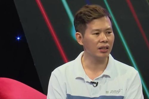 Thầy giáo một đời vợ say mê cô gái xinh đẹp, vừa gặp đã đề nghị điều bất ngờ