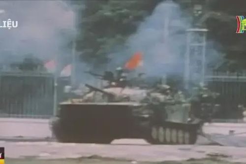 Vẹn nguyên cảm xúc tự hào ngày đất nước trọn niềm vui