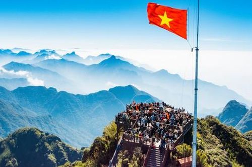 Sa Pa đón hơn 84.000 lượt du khách trong 3 ngày đầu kì nghỉ 30/4-1/5, doanh thu 286 tỉ đồng