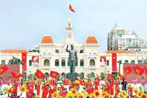 Vì một Thành phố văn minh, hiện đại, nghĩa tình