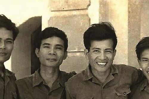 Kỷ niệm 49 năm Ngày Giải phóng miền Nam, thống nhất đất nước (30/4/1975 - 30/4/2024): Ký ức ngày 30-4-1975 của những người 'cầm bút ra trận'