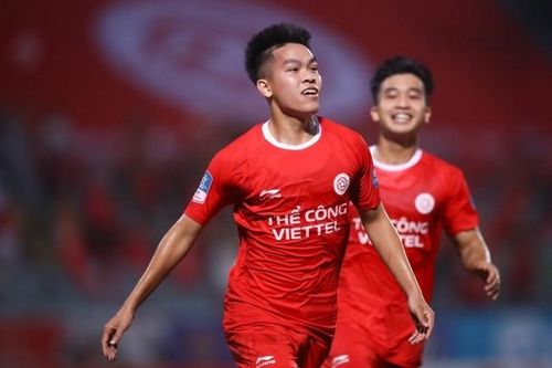 Thể Công Viettel nghẹt thở vào bán kết cúp Quốc gia chỉ với 10 người