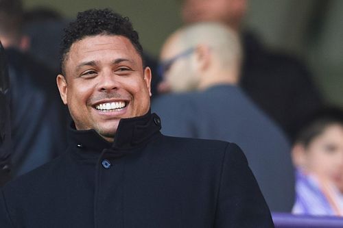 Ronaldo 'béo' kiếm bộn tiền khi bán CLB