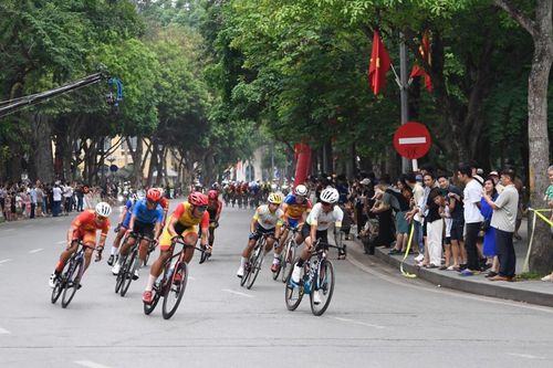Khai mạc Cuộc đua xe đạp về Điện Biên Phủ năm 2024