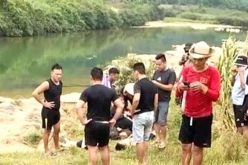 Quảng Bình: Ba học sinh tử vong khi tắm suối ở xã Trung Hóa