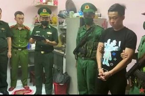 Bộ đội Biên phòng thành phố Đà Nẵng bắt giữ đối tượng mua bán trái phép chất ma túy