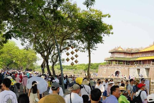 Nghỉ lễ dài ngày, du lịch miền Trung tăng doanh thu
