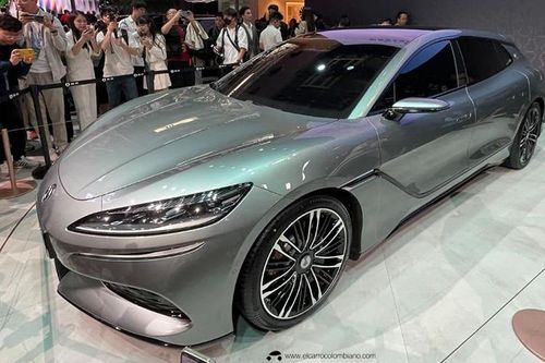 BYD hé lộ Denza Z9 GT gần 1.000 mã lực, 'đấu' Porsche Taycan