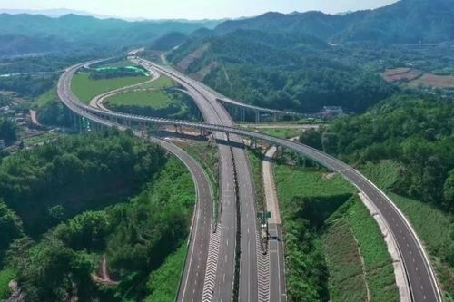 Sập cao tốc ở Trung Quốc, hàng chục người nhập viện