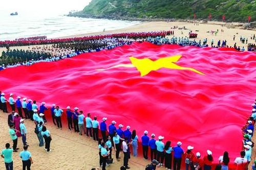 Tổ quốc trong tim người trẻ