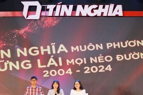 Hai trường học ở Đắk Lắk được tặng công trình nước sạch