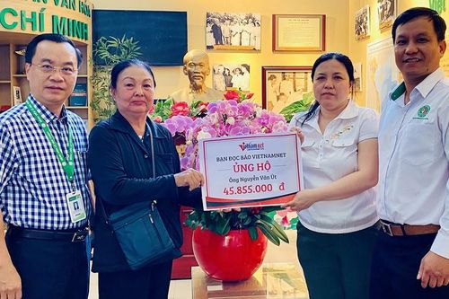 Trao hơn 45 triệu đồng đến gia đình ông Nguyễn Văn Út