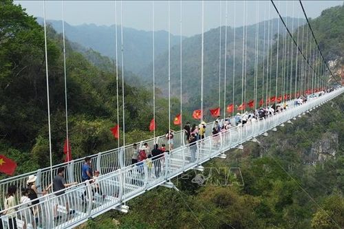Các điểm du lịch tại Mộc Châu hút khách dịp nghỉ lễ