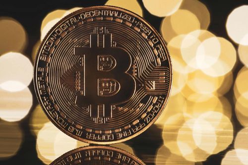 Giá Bitcoin hôm nay 1/5: Giảm mạnh về mốc 57.200 USD