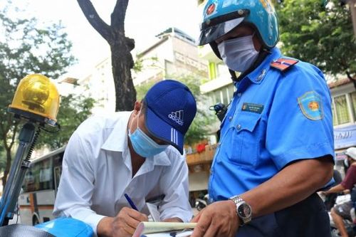 Gần 6.900 phương tiện bị thu hồi phù hiệu do vi phạm tốc độ