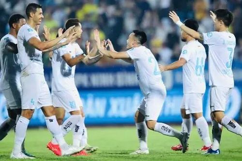 Nam Định giành vé vào bán kết cúp Quốc gia
