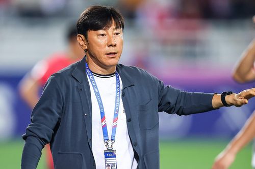 U23 Indonesia sắp đấu U23 Iraq, HLV Shin Tae-yong lại phàn nàn trọng tài