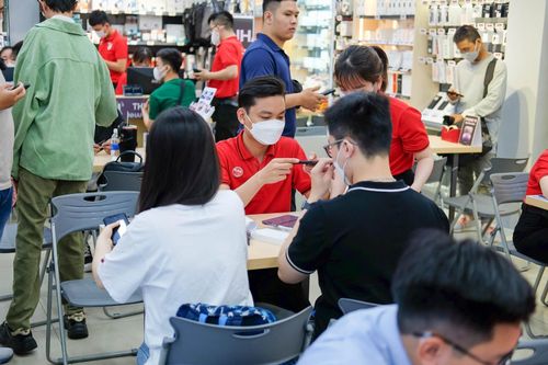 Giá smartphone, laptop sắp tăng mạnh