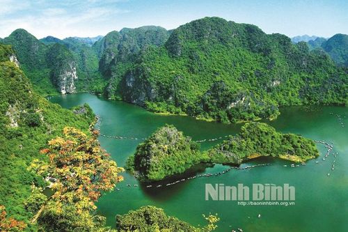 Ninh Bình đón hơn 470 nghìn lượt khách dịp lễ 30/4 và 1/5