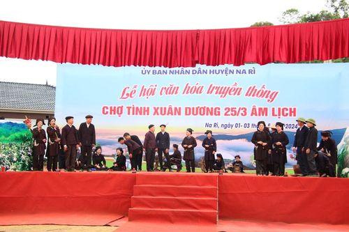 Bắc Kạn: Khai hội Chợ tình Xuân Dương