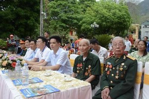 'Bạn đồng hành' bánh và chuối