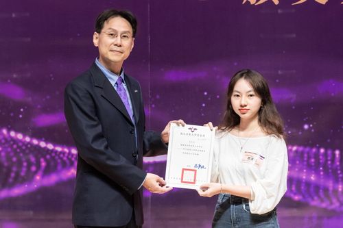 Nữ sinh Vĩnh Phúc liên tiếp nhận học bổng từ các trường đại học quốc tế