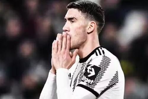 Tiền đạo Juventus lọt tầm ngắm Arsenal