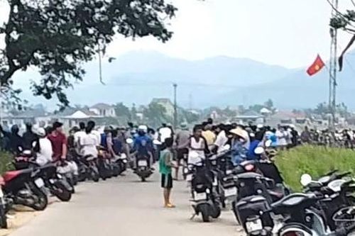 Phát hiện thi thể cụ bà phân hủy dưới mương nước, nghi do bị sốc nhiệt