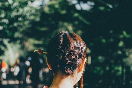 Đi tù vì bắt cóc bé gái 11 tuổi về nuôi làm vợ cho con trai