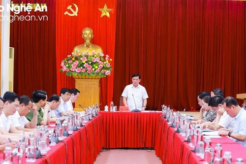 Ban Thường vụ Tỉnh ủy Nghệ An họp phiên thường kỳ tháng 4/2024