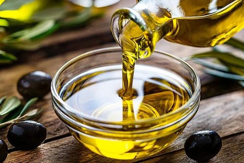 Tình trạng khan hiếm đẩy giá dầu oliu lên mức cao kỷ lục